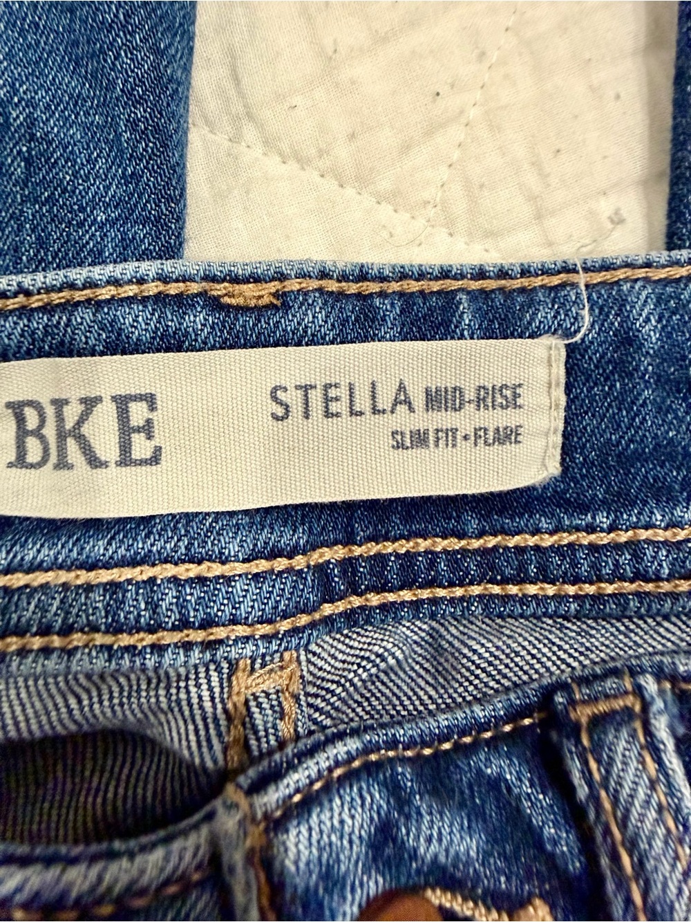 BKE “Stella” Mid-Rise-Slim Fit-Flare Classic Blue Women’s Jeans Size 24 - Picture 5 of 7
